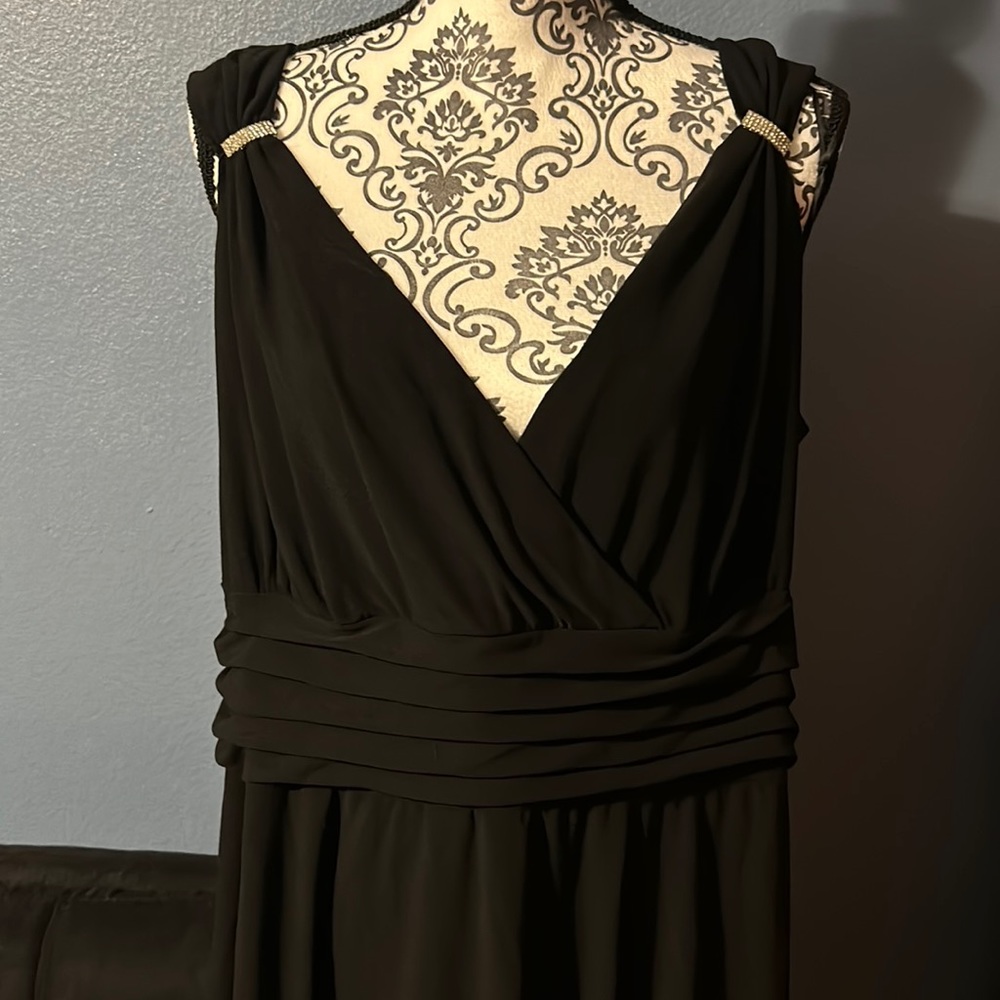 EUC plus black dress ❤️